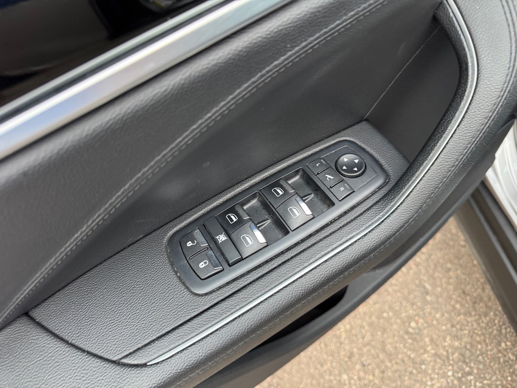 Photo 21 of this MASERATI LEVANTE