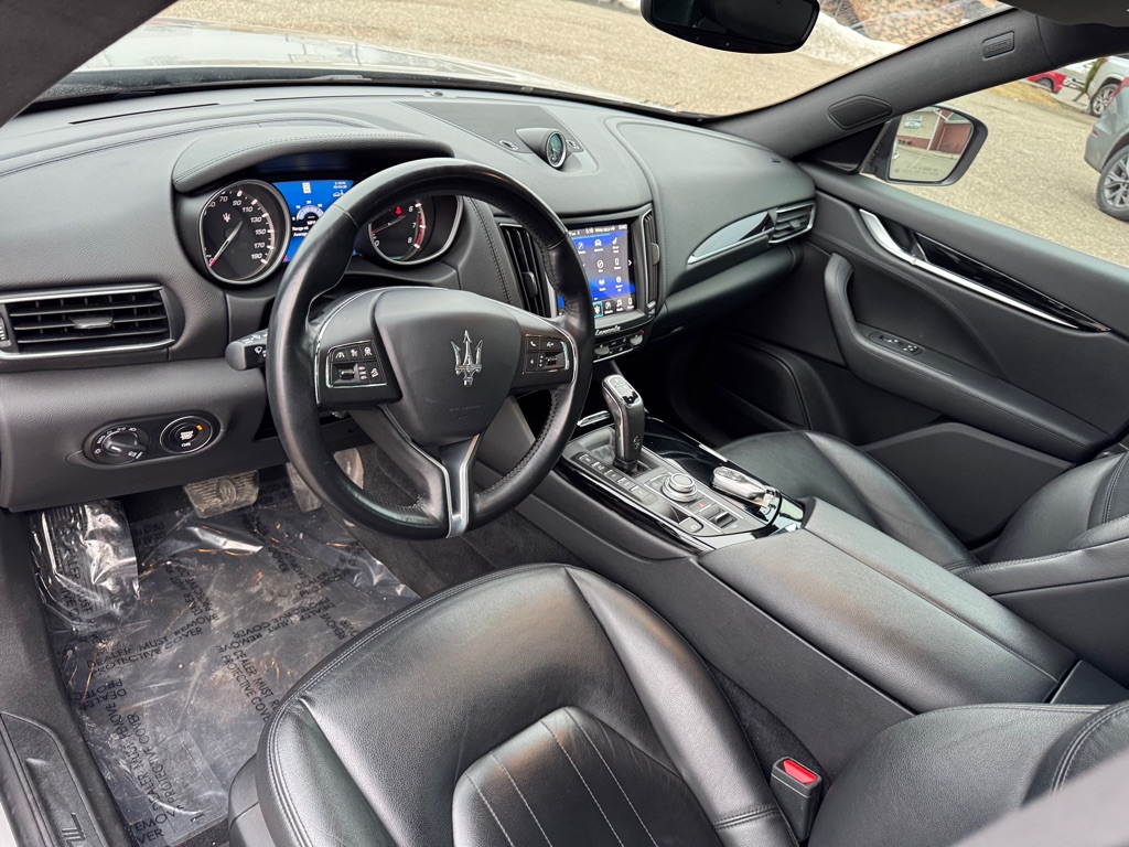 Photo 19 of this MASERATI LEVANTE