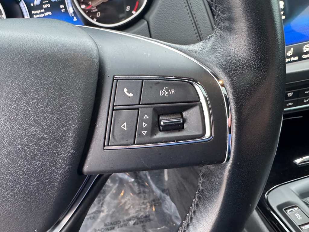 Photo 56 of this MASERATI LEVANTE