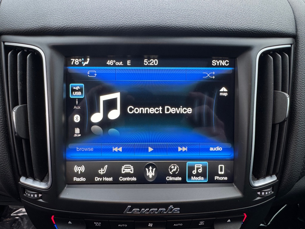 Photo 47 of this MASERATI LEVANTE
