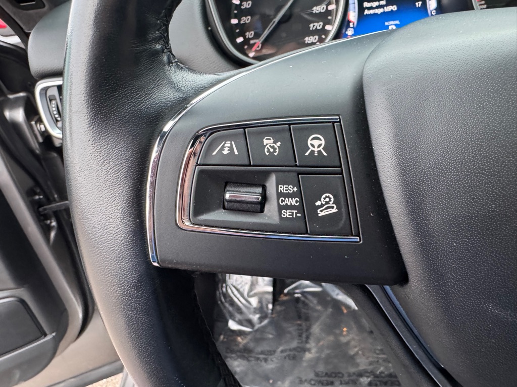 Photo 54 of this MASERATI LEVANTE