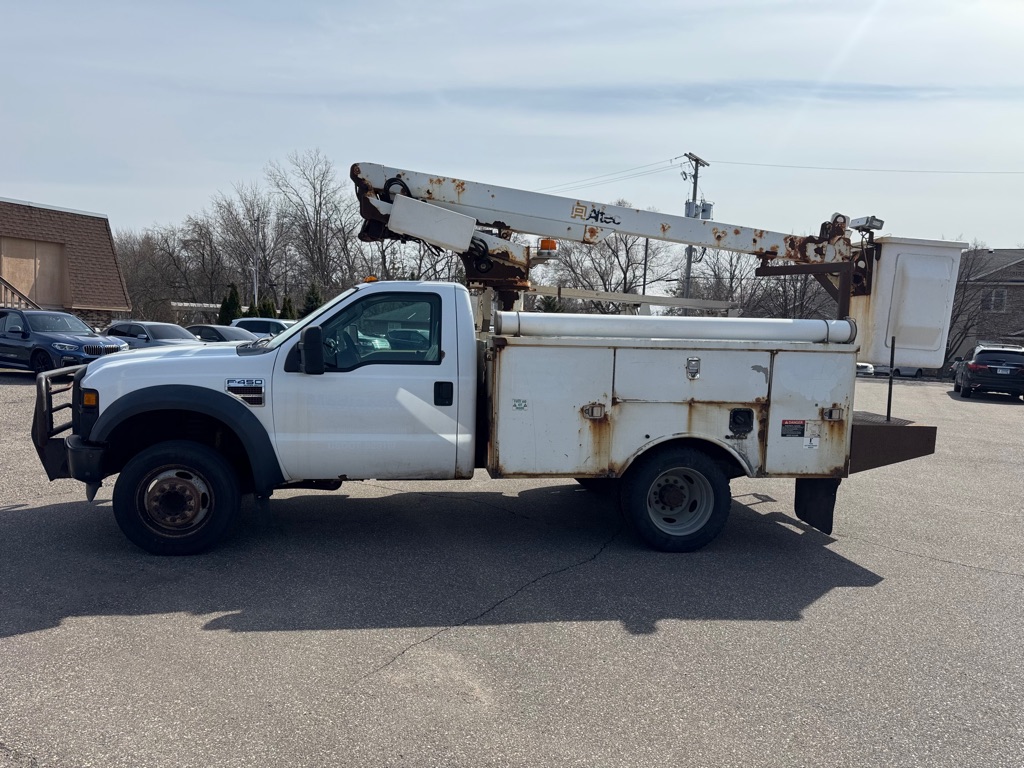 Photo 8 of this FORD F450