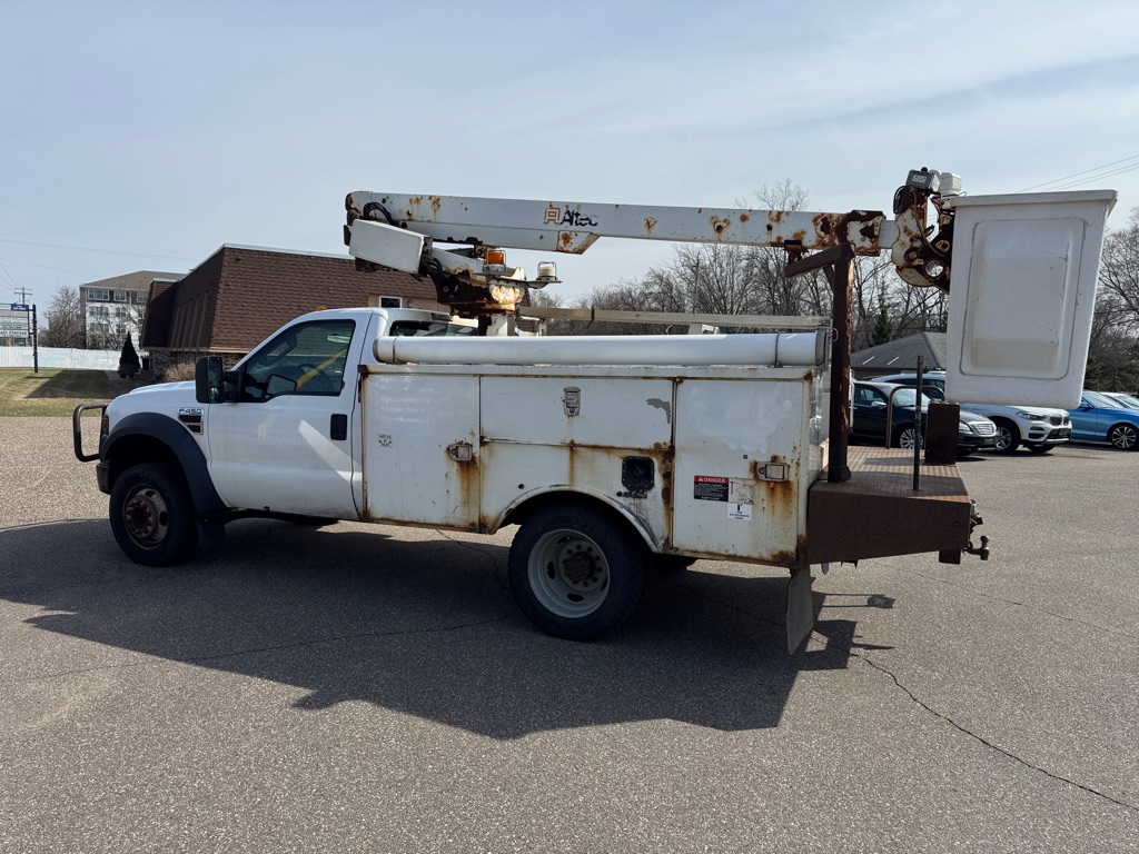 Photo 7 of this FORD F450