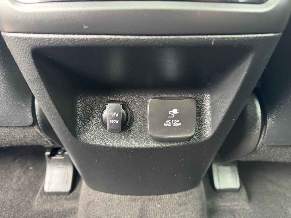 Photo 35 of this HYUNDAI PALISADE