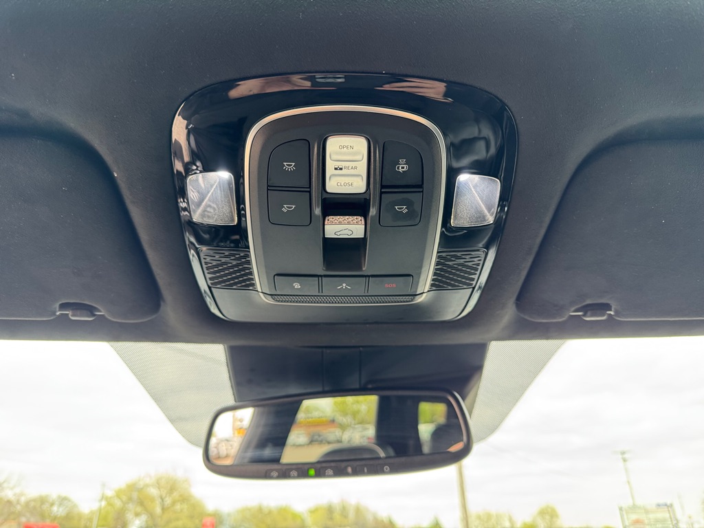 Photo 49 of this HYUNDAI PALISADE