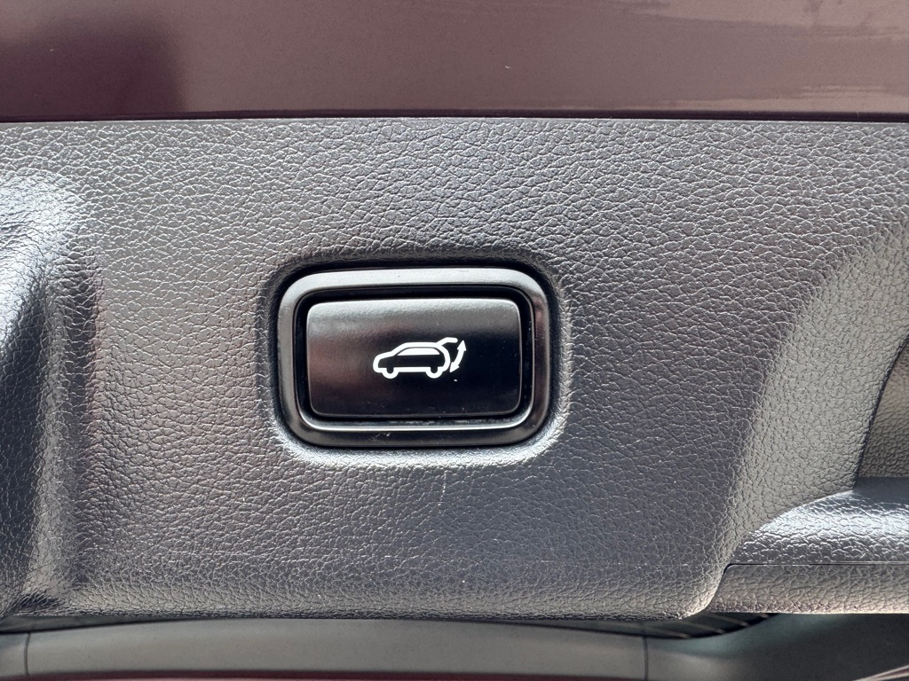 Photo 26 of this HYUNDAI PALISADE
