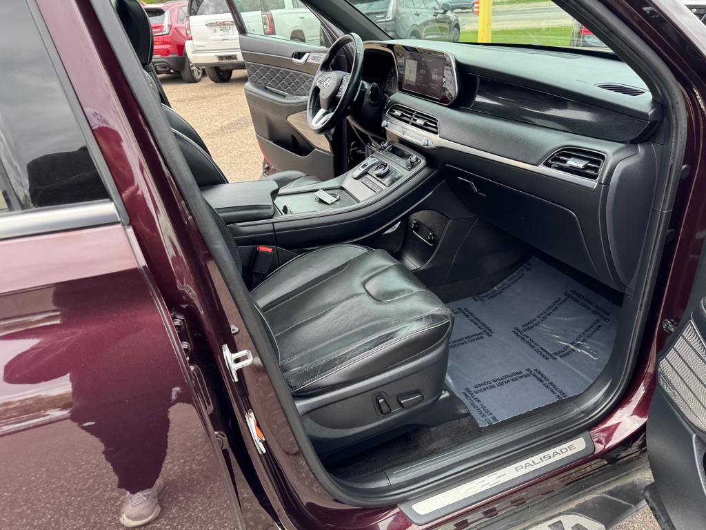 Photo 31 of this HYUNDAI PALISADE