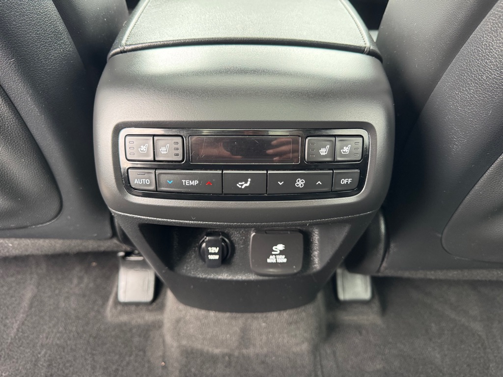 Photo 34 of this HYUNDAI PALISADE