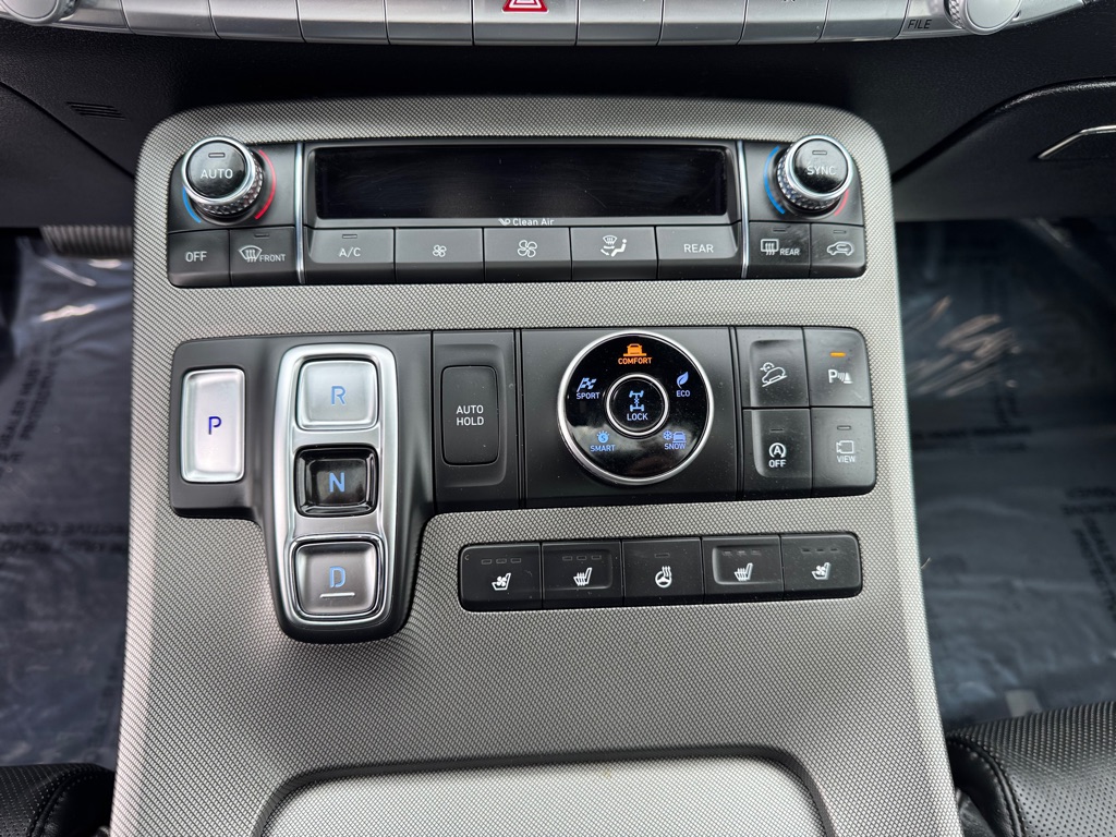 Photo 40 of this HYUNDAI PALISADE