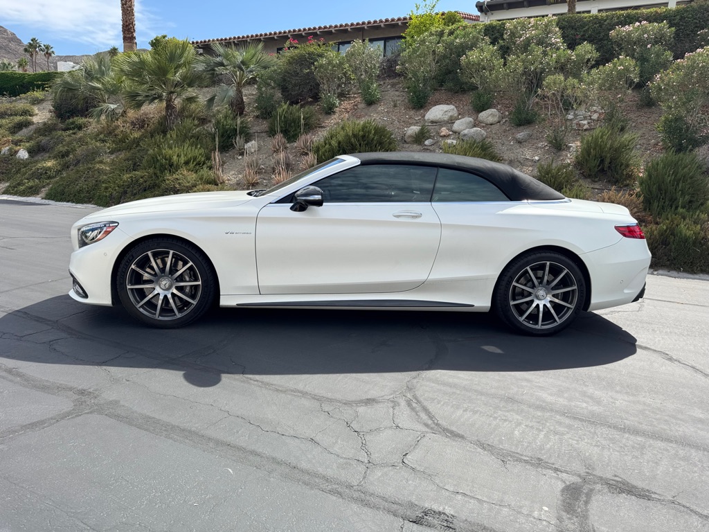Photo 63 of this MERCEDES-BENZ S-CLASS