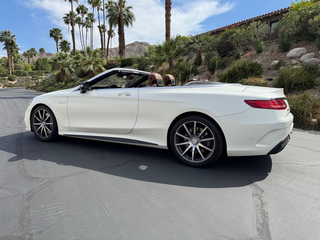 Photo 8 of this MERCEDES-BENZ S-CLASS