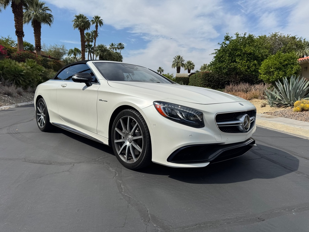 Photo 55 of this MERCEDES-BENZ S-CLASS