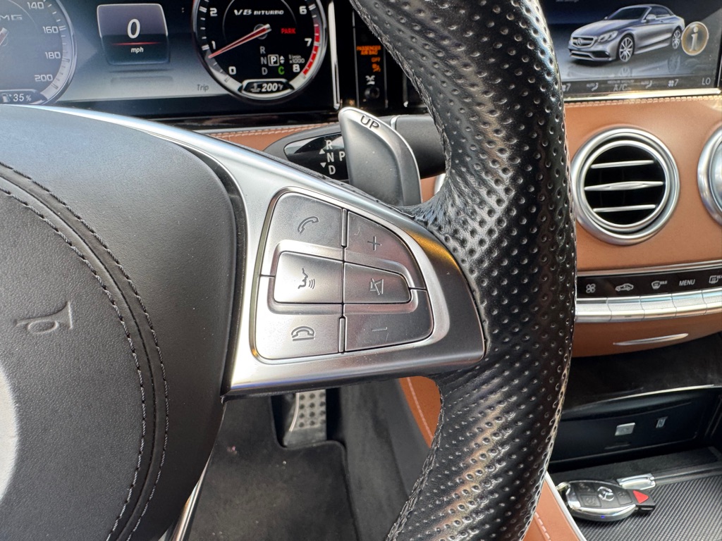 Photo 51 of this MERCEDES-BENZ S-CLASS