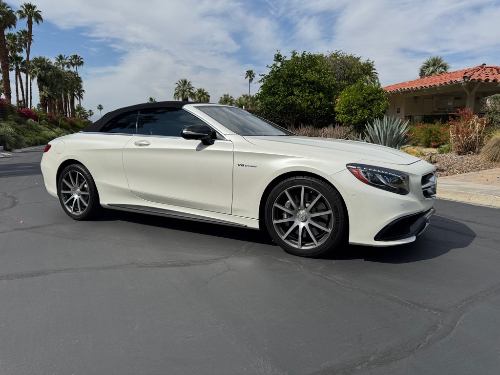 Photo 56 of this MERCEDES-BENZ S-CLASS