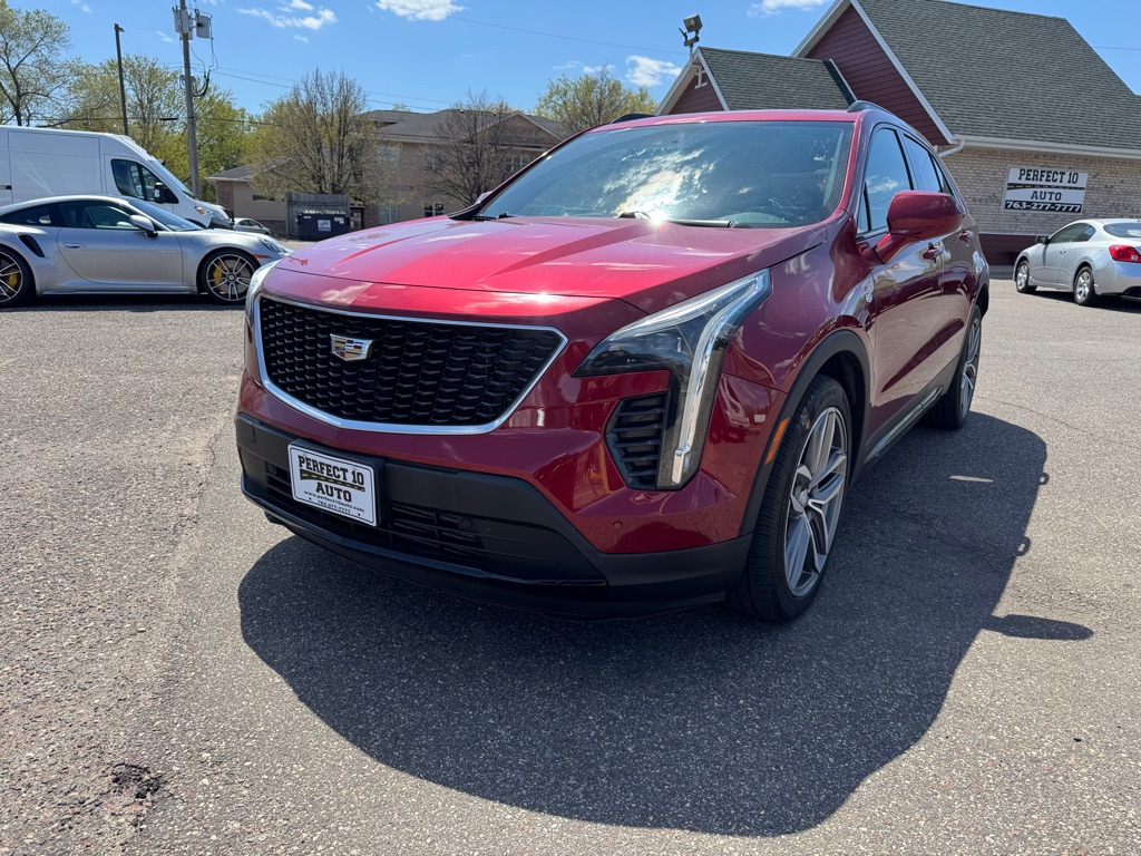 Photo 11 of this CADILLAC XT4