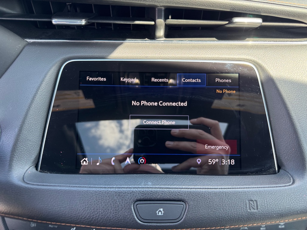Photo 41 of this CADILLAC XT4