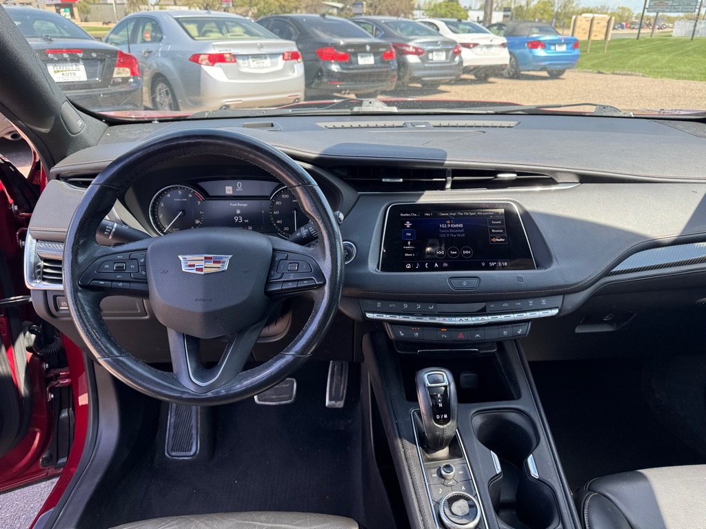 Photo 34 of this CADILLAC XT4