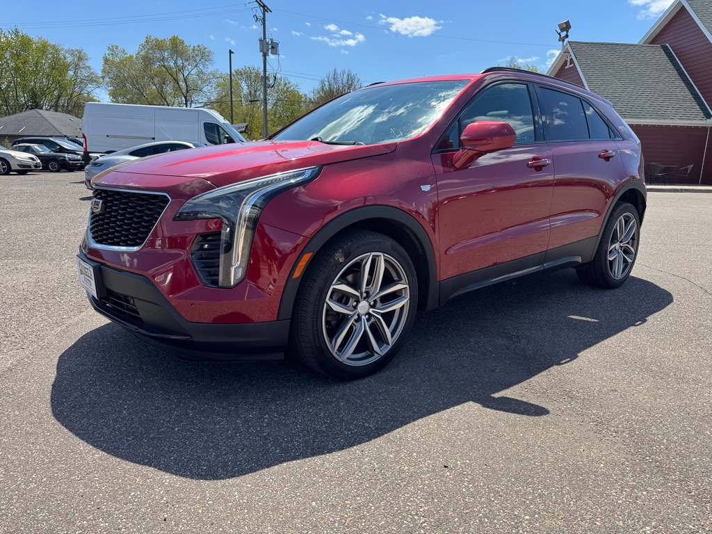 Photo 10 of this CADILLAC XT4