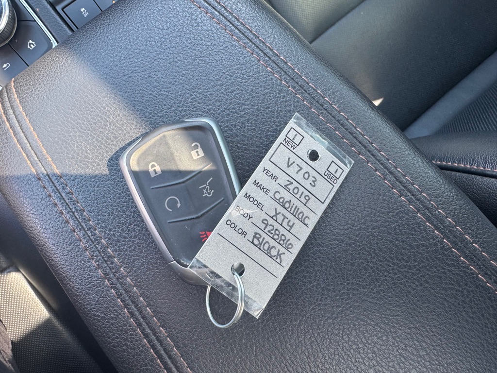 Photo 36 of this CADILLAC XT4