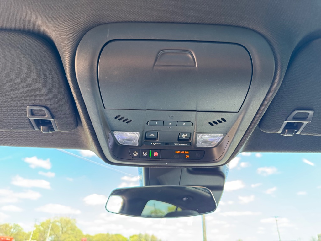 Photo 46 of this CADILLAC XT4