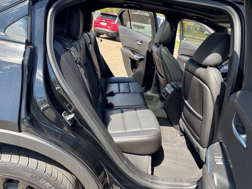 Photo 25 of this CADILLAC XT4