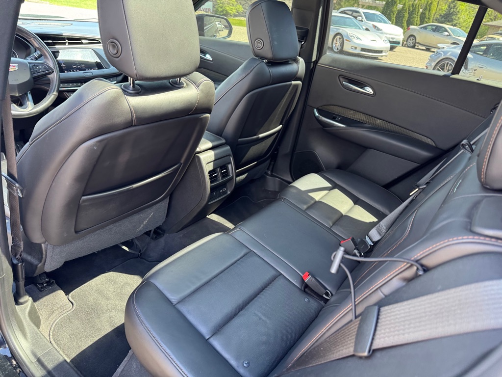 Photo 20 of this CADILLAC XT4