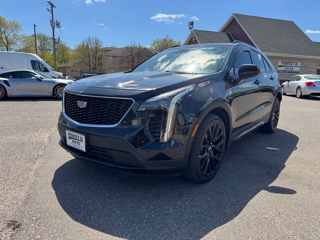 Photo 11 of this CADILLAC XT4