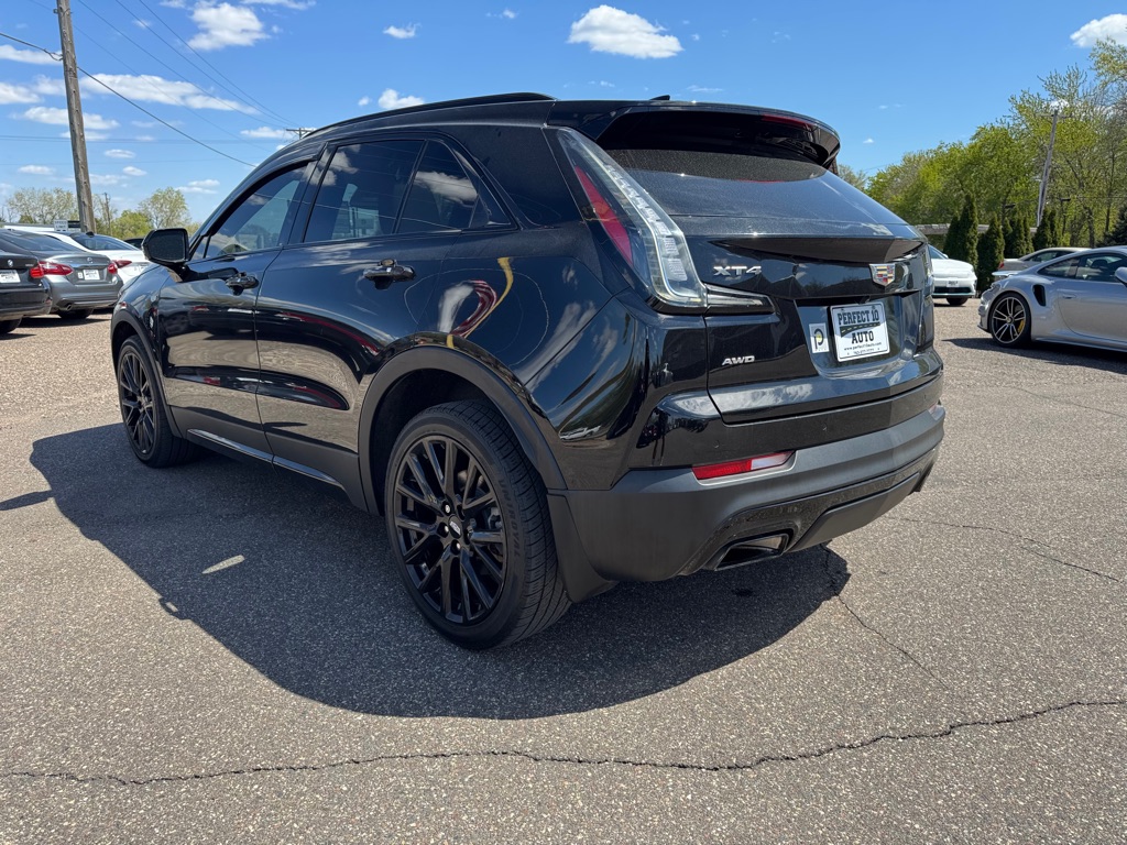 Photo 7 of this CADILLAC XT4