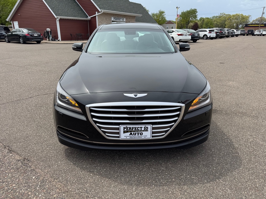 Photo 12 of this HYUNDAI GENESIS