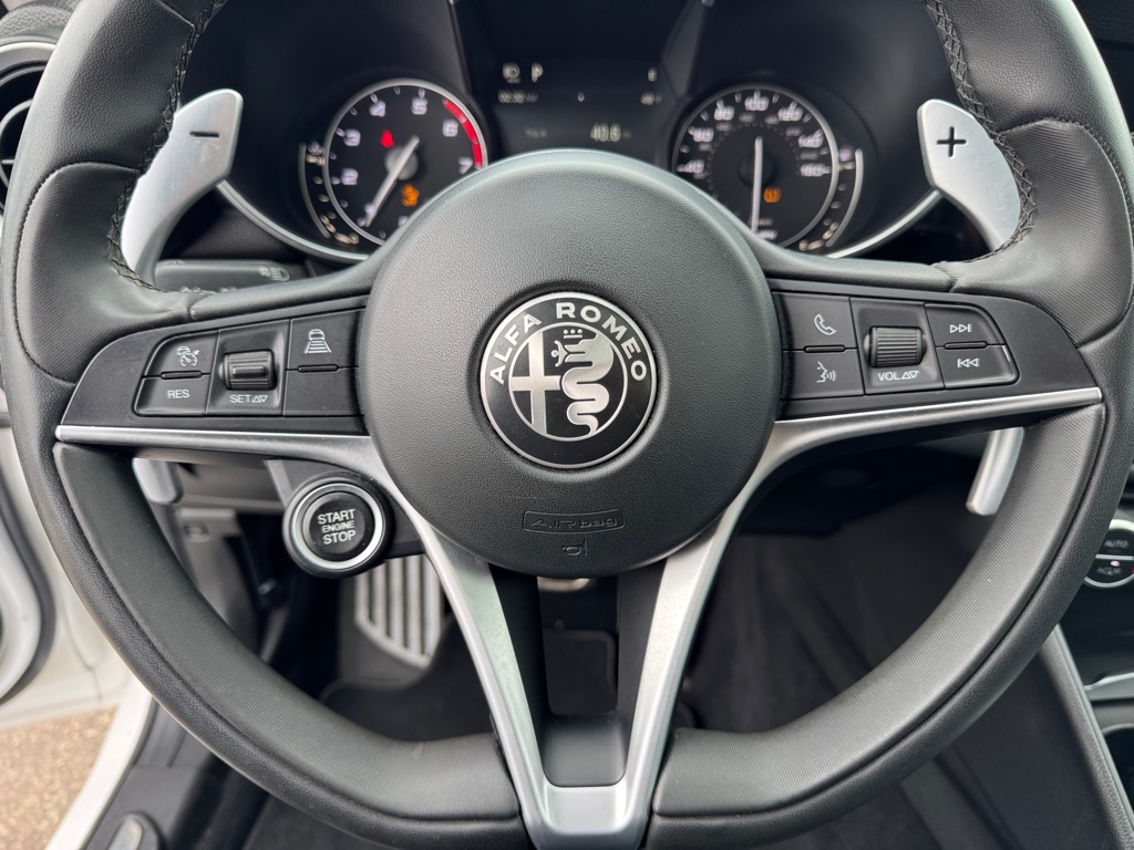 Photo 42 of this ALFA ROMEO GIULIA