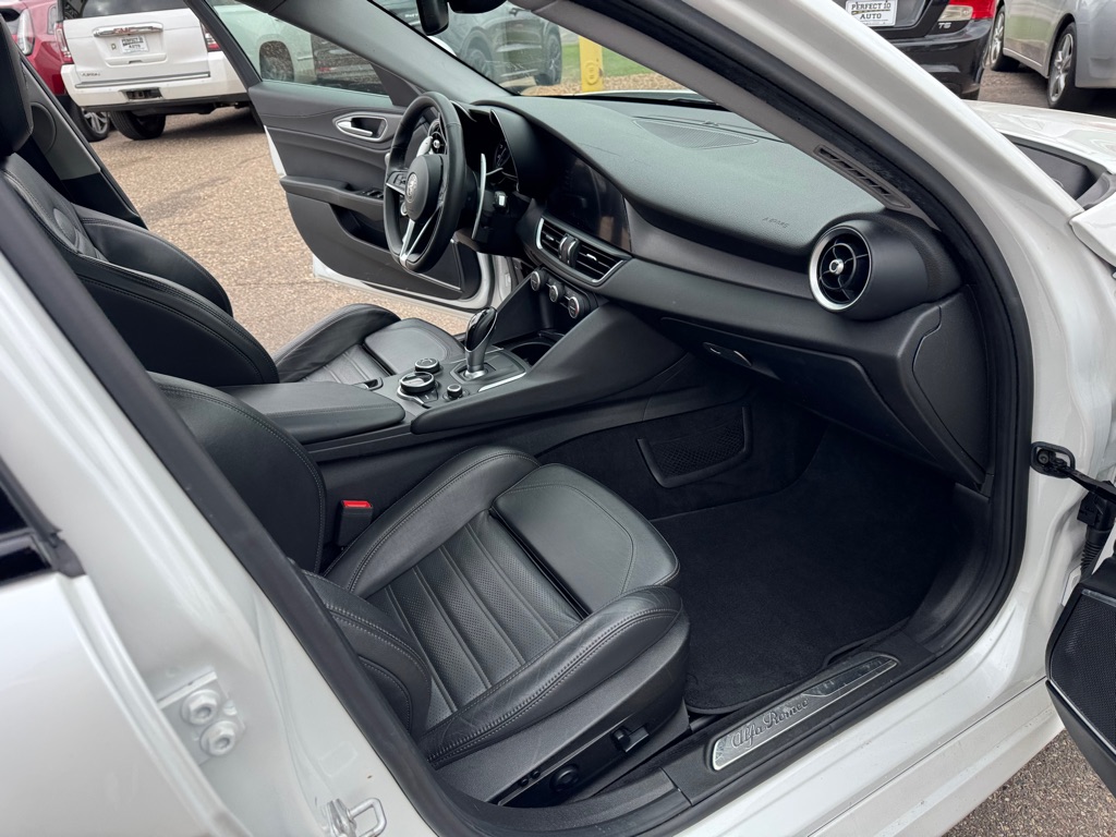 Photo 25 of this ALFA ROMEO GIULIA
