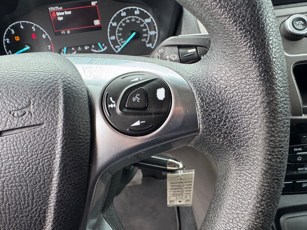 Photo 41 of this FORD TRANSIT CONNECT