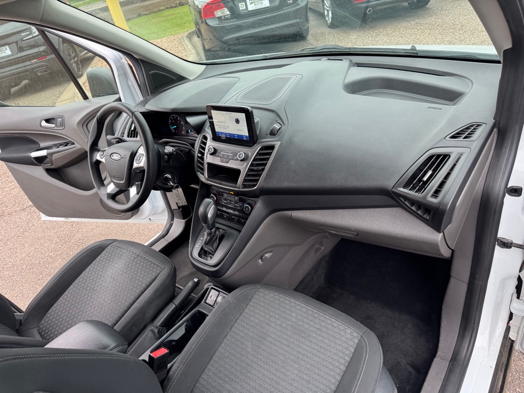 Photo 26 of this FORD TRANSIT CONNECT