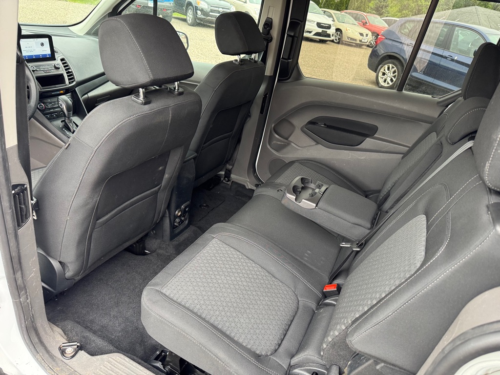Photo 18 of this FORD TRANSIT CONNECT