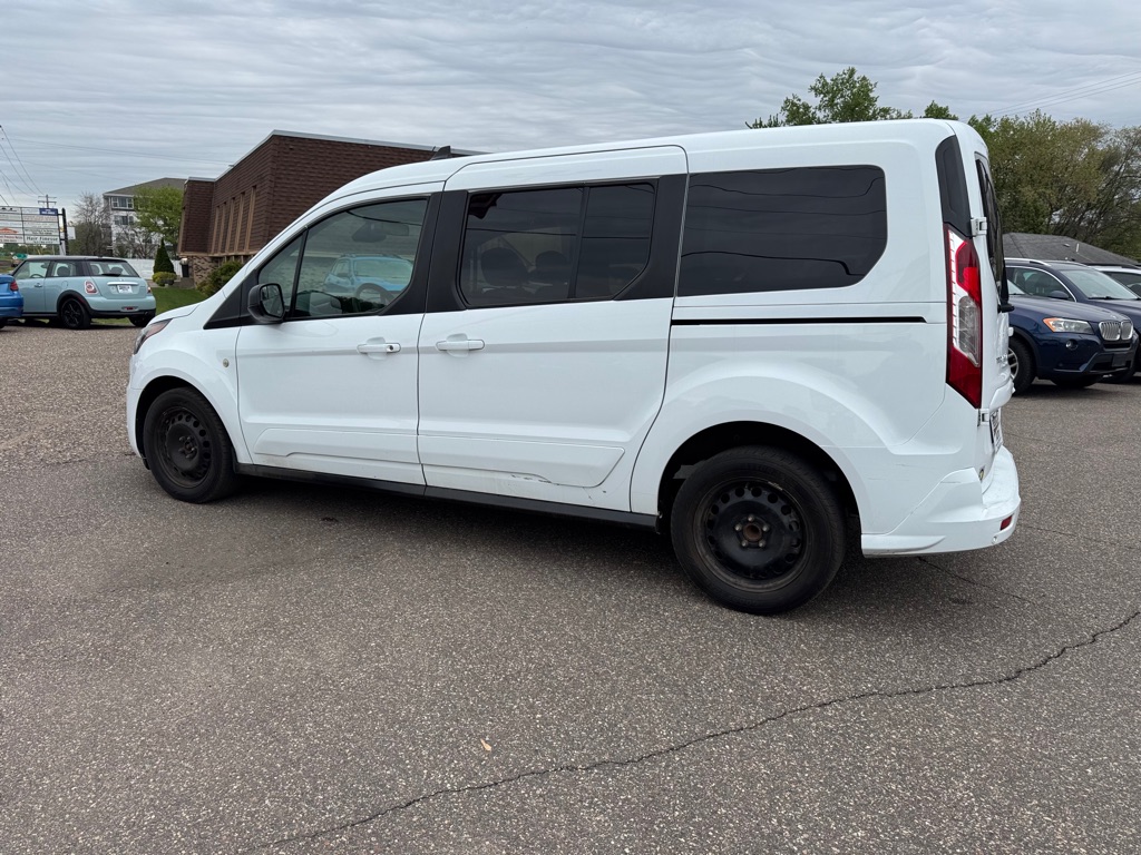 Photo 8 of this FORD TRANSIT CONNECT