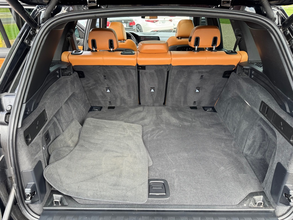 Photo 22 of this BMW X5