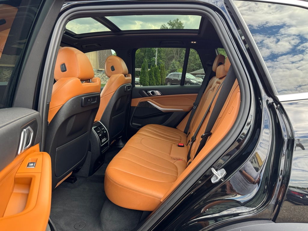 Photo 19 of this BMW X5