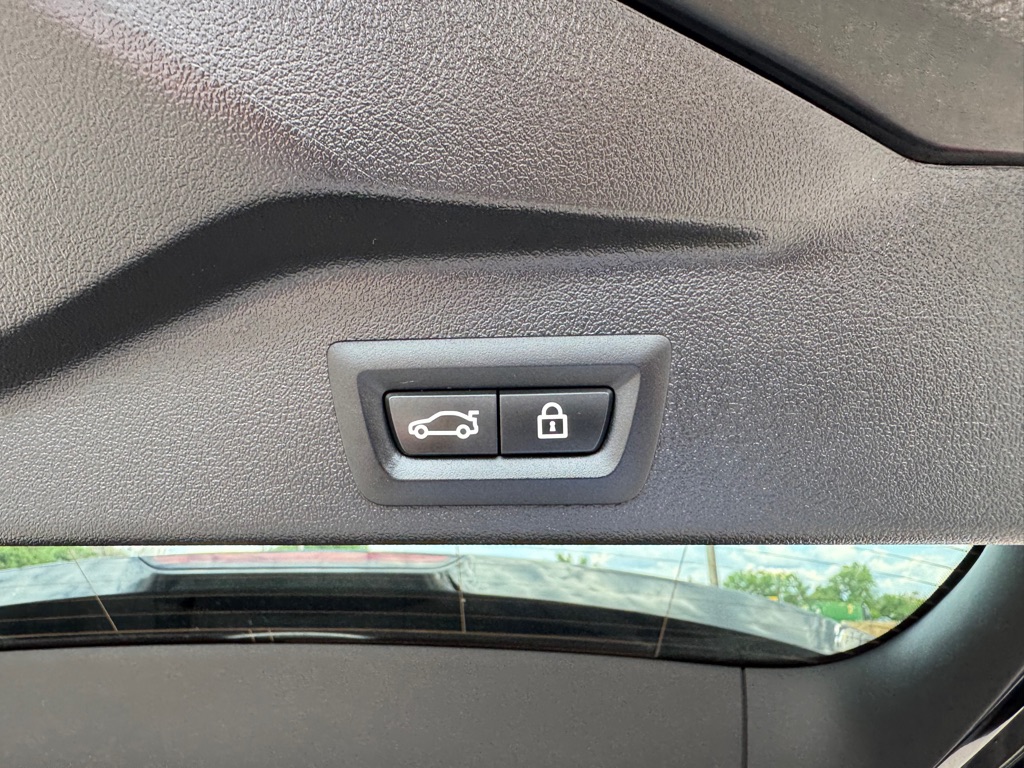 Photo 24 of this BMW X5