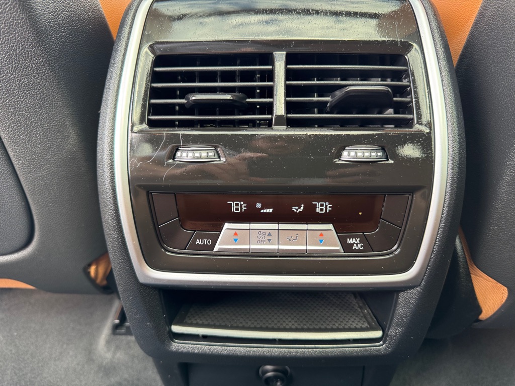 Photo 32 of this BMW X5