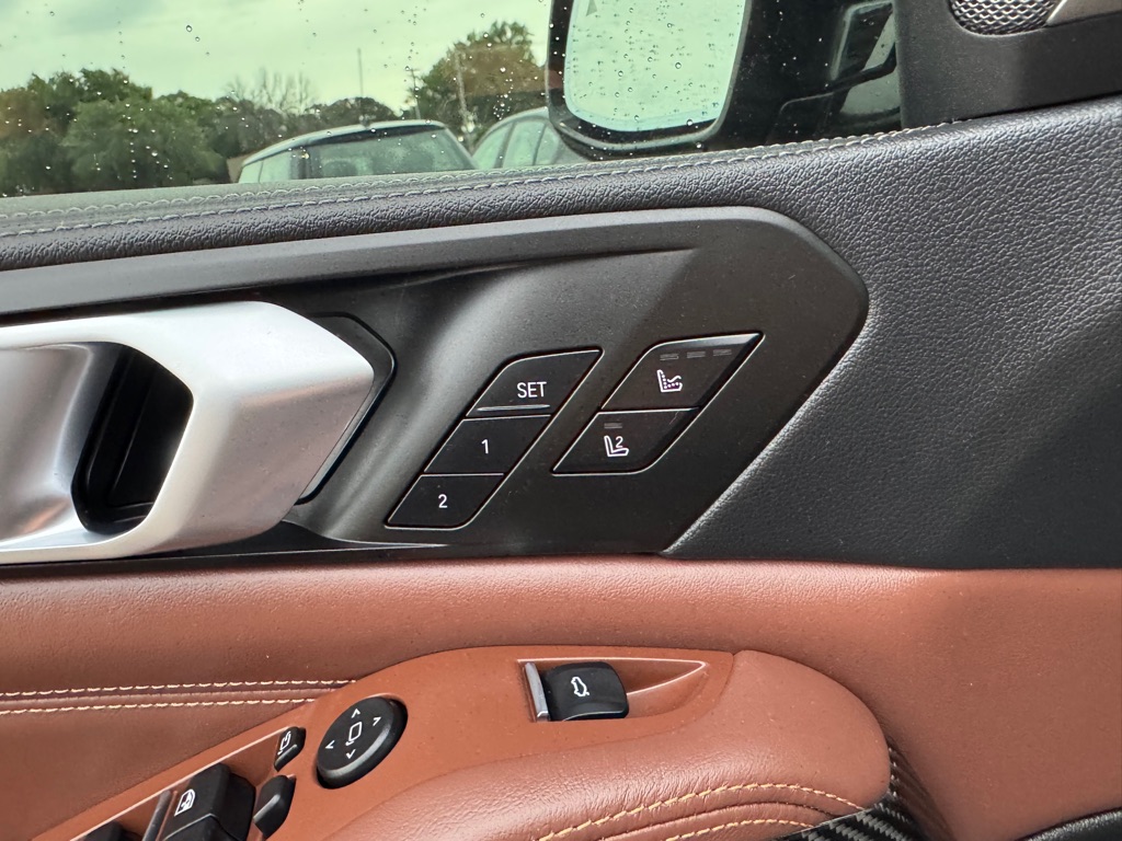 Photo 17 of this BMW X5