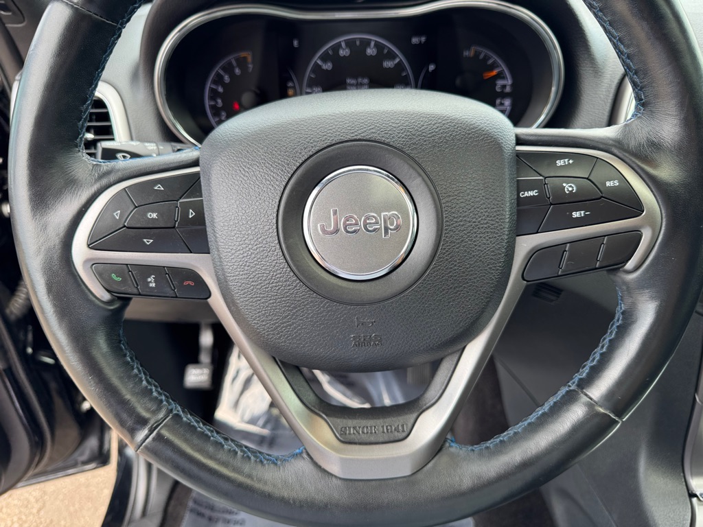 Photo 47 of this JEEP GRAND CHEROKEE