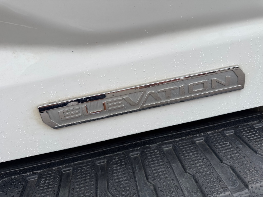 Photo 53 of this GMC SIERRA 1500