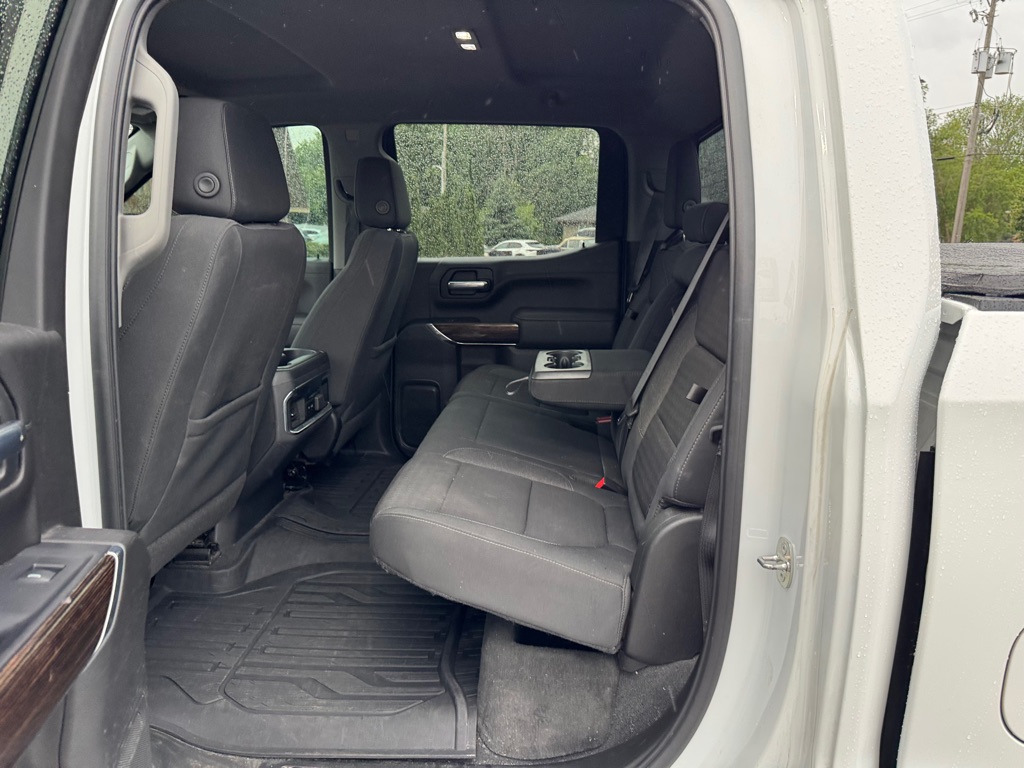 Photo 19 of this GMC SIERRA 1500