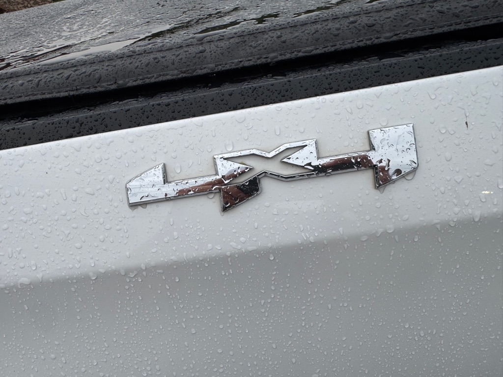 Photo 54 of this GMC SIERRA 1500