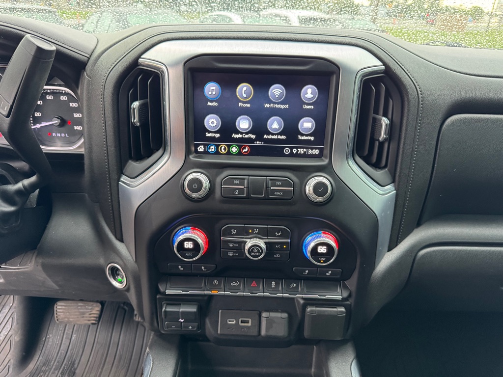 Photo 35 of this GMC SIERRA 1500