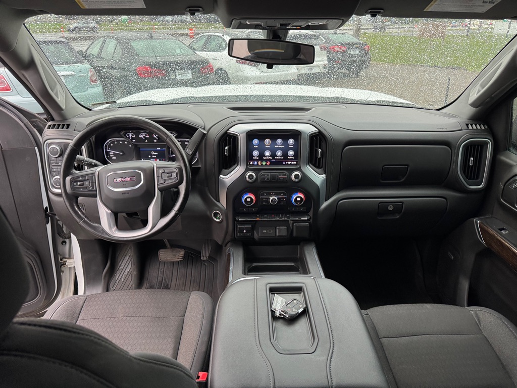 Photo 32 of this GMC SIERRA 1500