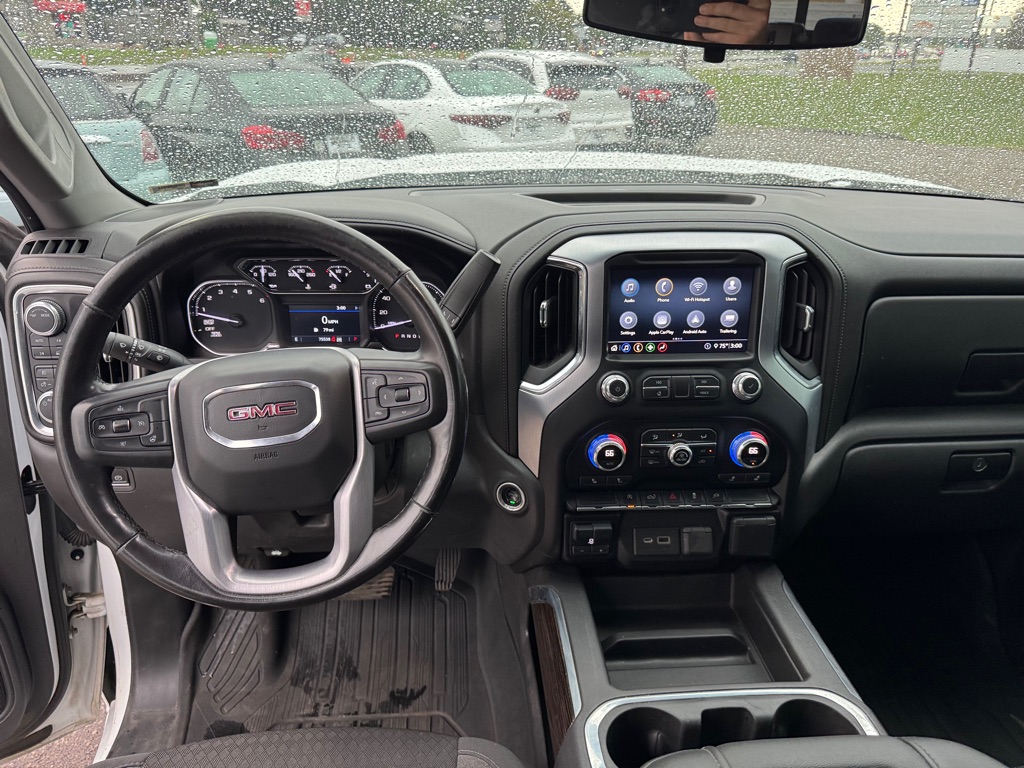 Photo 33 of this GMC SIERRA 1500