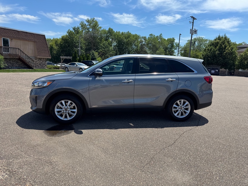 Photo 9 of this KIA SORENTO
