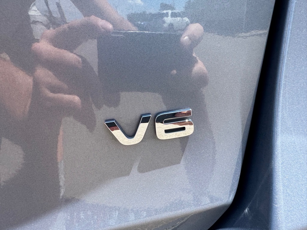Photo 49 of this KIA SORENTO