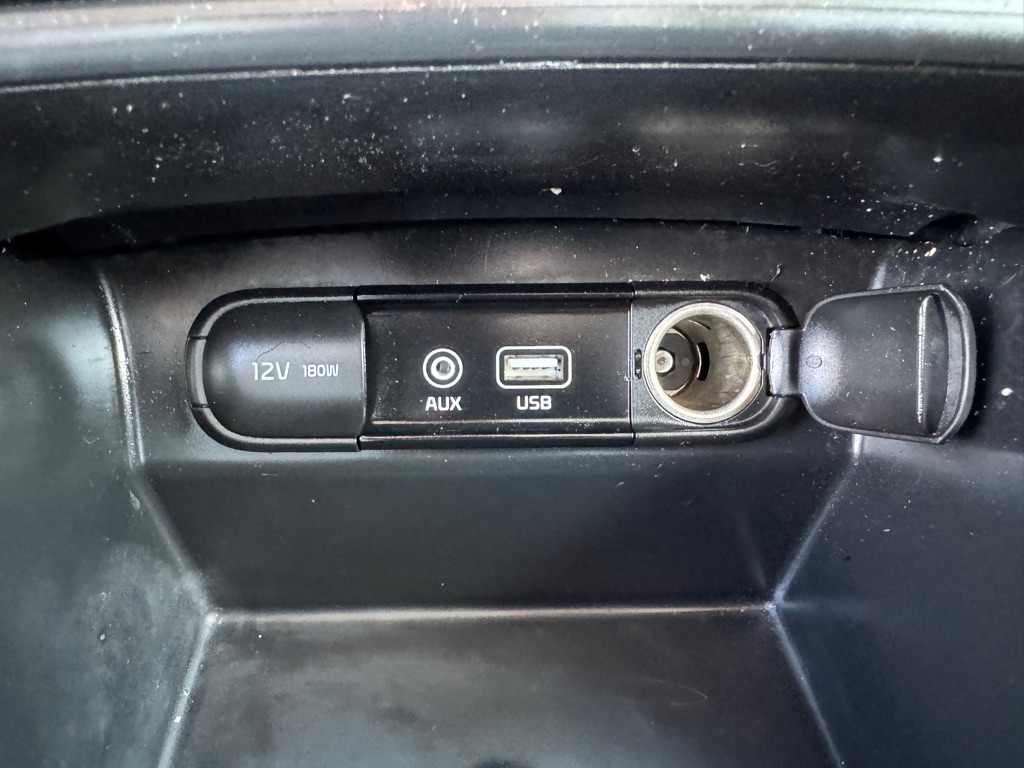 Photo 34 of this KIA SORENTO